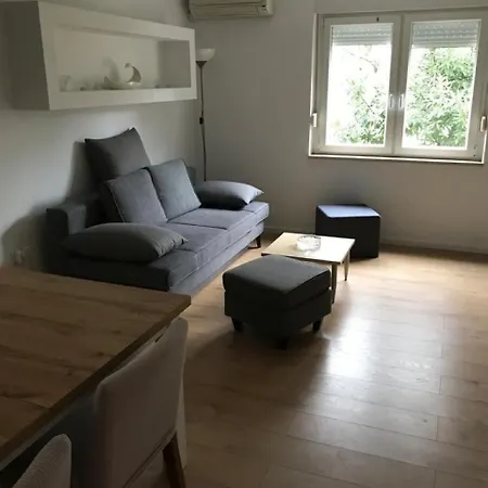 Maestral Apartment