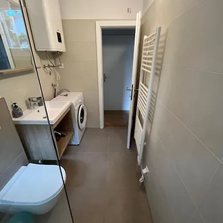 Maestral Apartment *